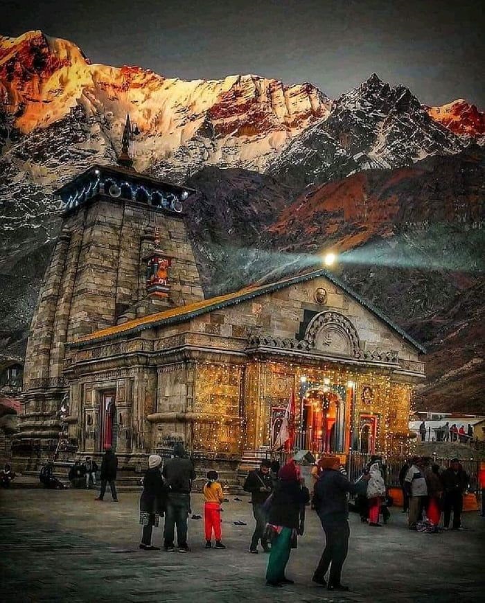 Kedarnath Yatra By Helicopter Package